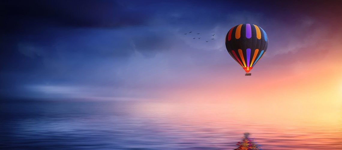 hot-air-balloon-2411851_1280